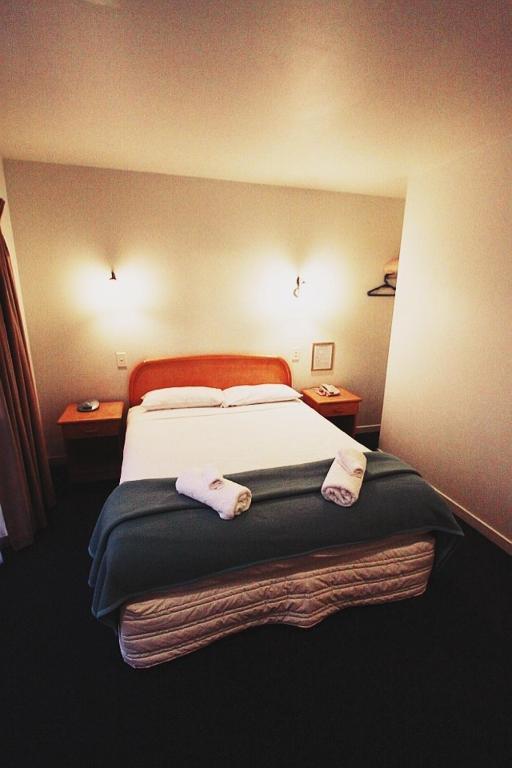 Manukau Heights Motor 3*