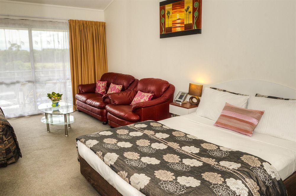 Motel Airport Pacific 3*