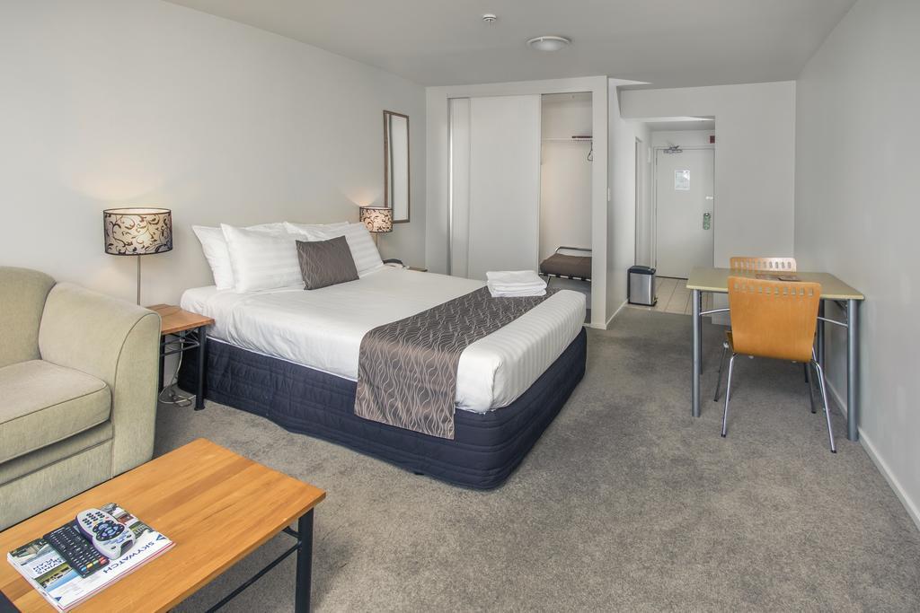 Crown On Cintra Lane Aparthotel