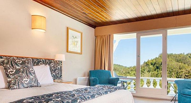 Waitakere & Spa 4*