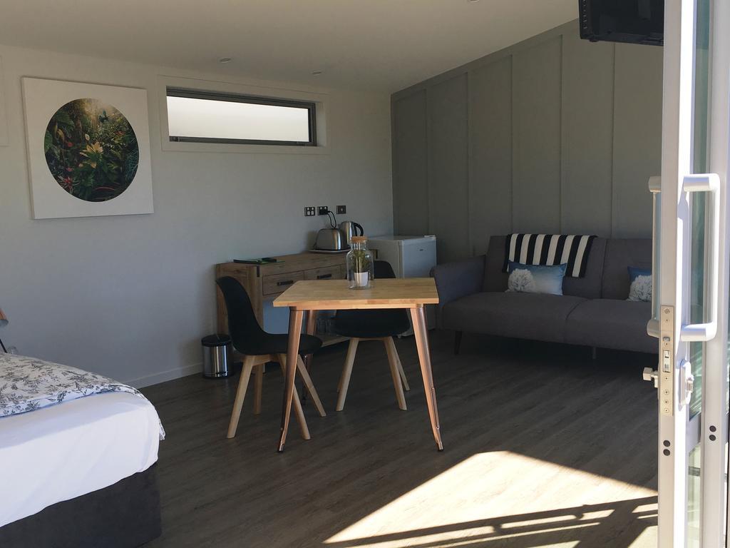 Kohimarama Beach Bed & Breakfast - Style And Privacy In Superb Location Auckland