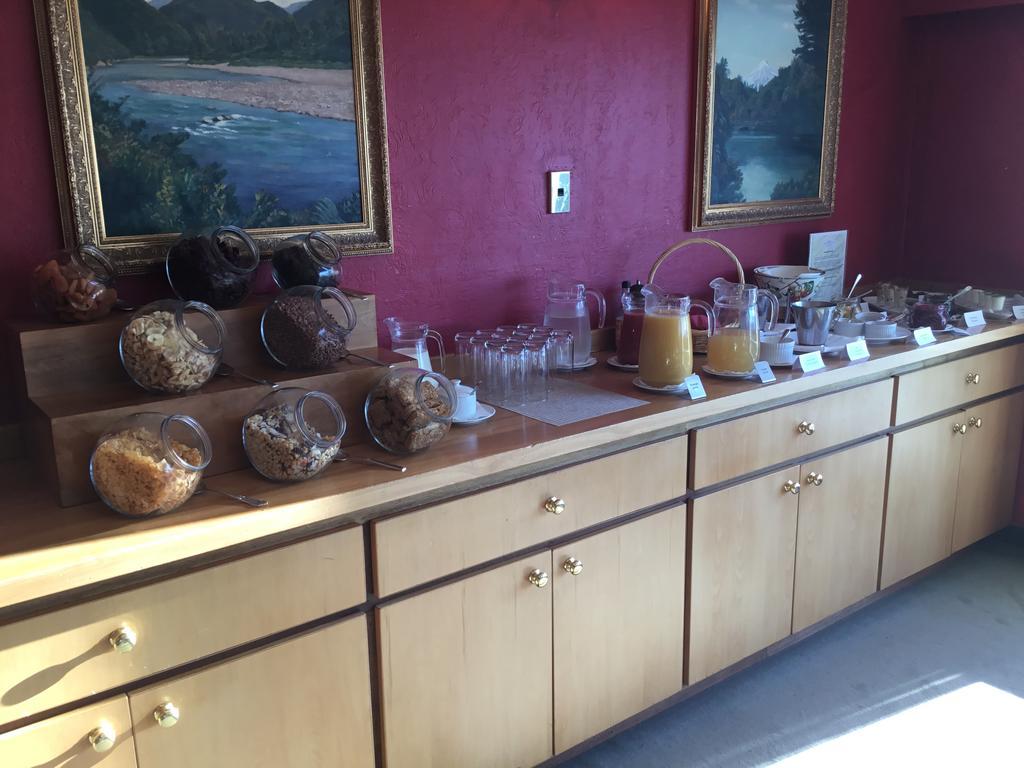 Waitakere & Spa Hotel