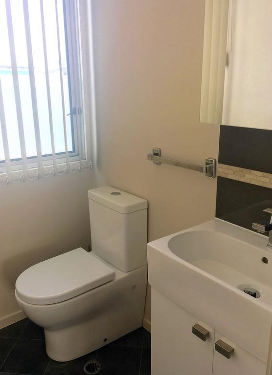 3 Bedroom Penthouse With Fabulous Views Apartment *