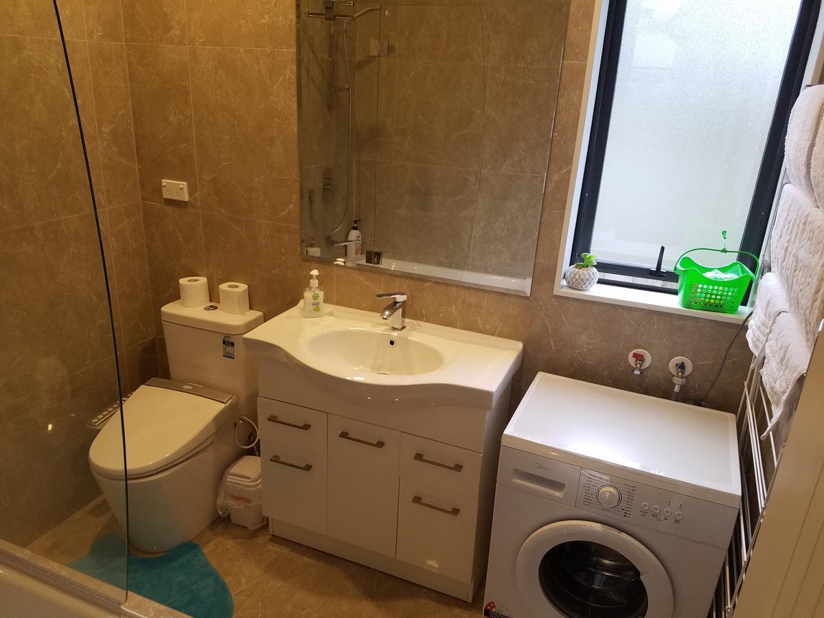 New Smart Nearby Plaza Homestay Auckland