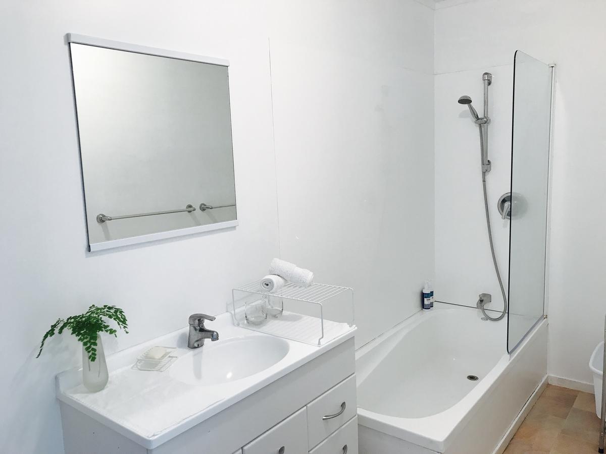 Bed & Breakfast Henderson Heartbeat Auckland
