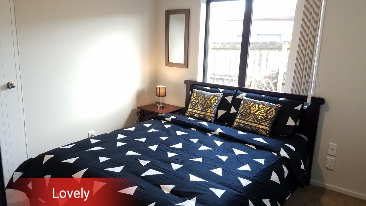 Fullhouse Guest house Auckland