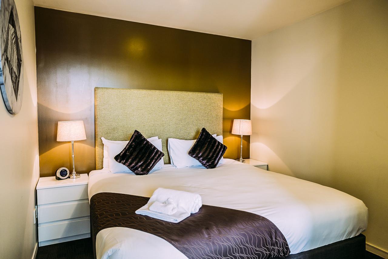 The Quadrant & Auckland
