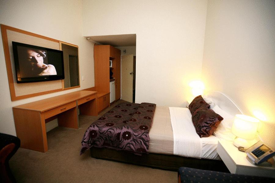Airport Pacific 3*