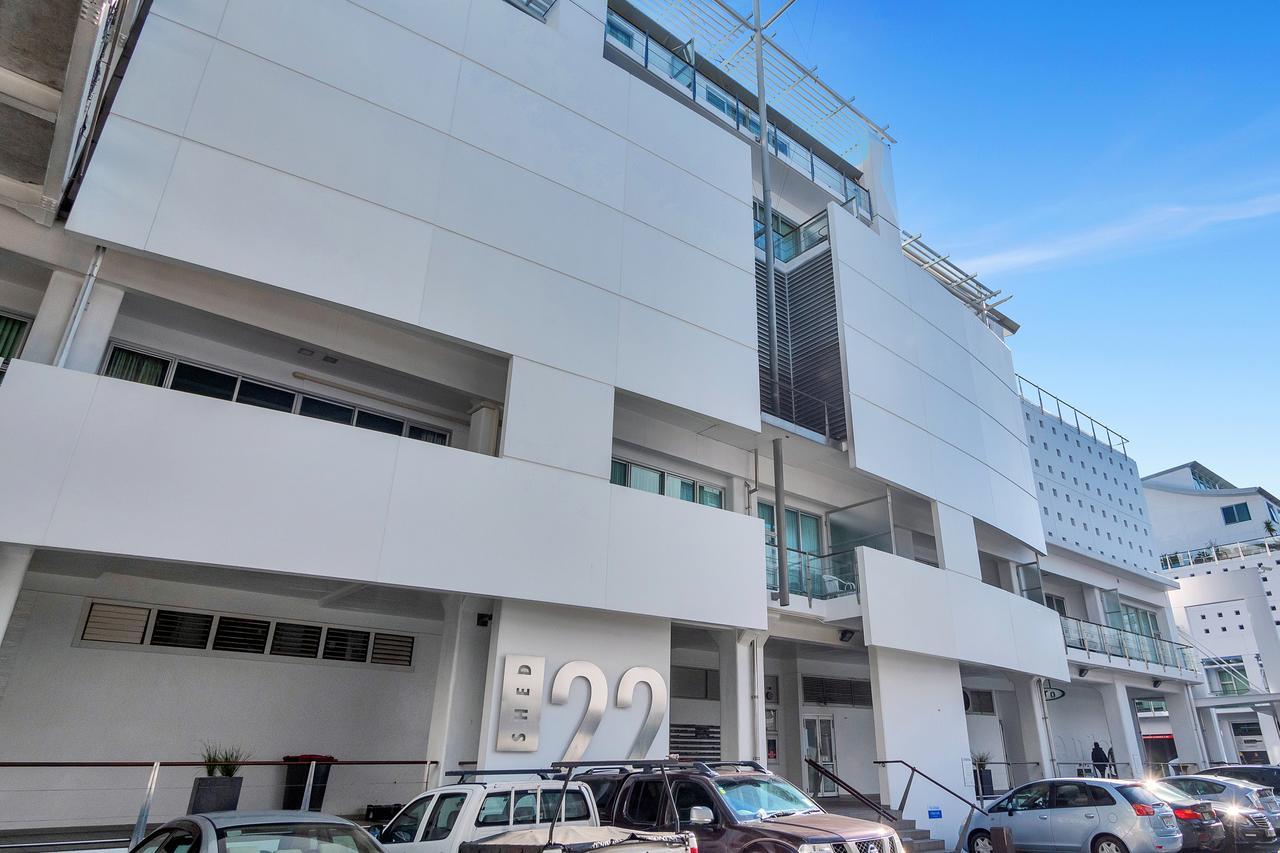 Viaduct Loft 2br Delight With Netflix And Aircon Auckland