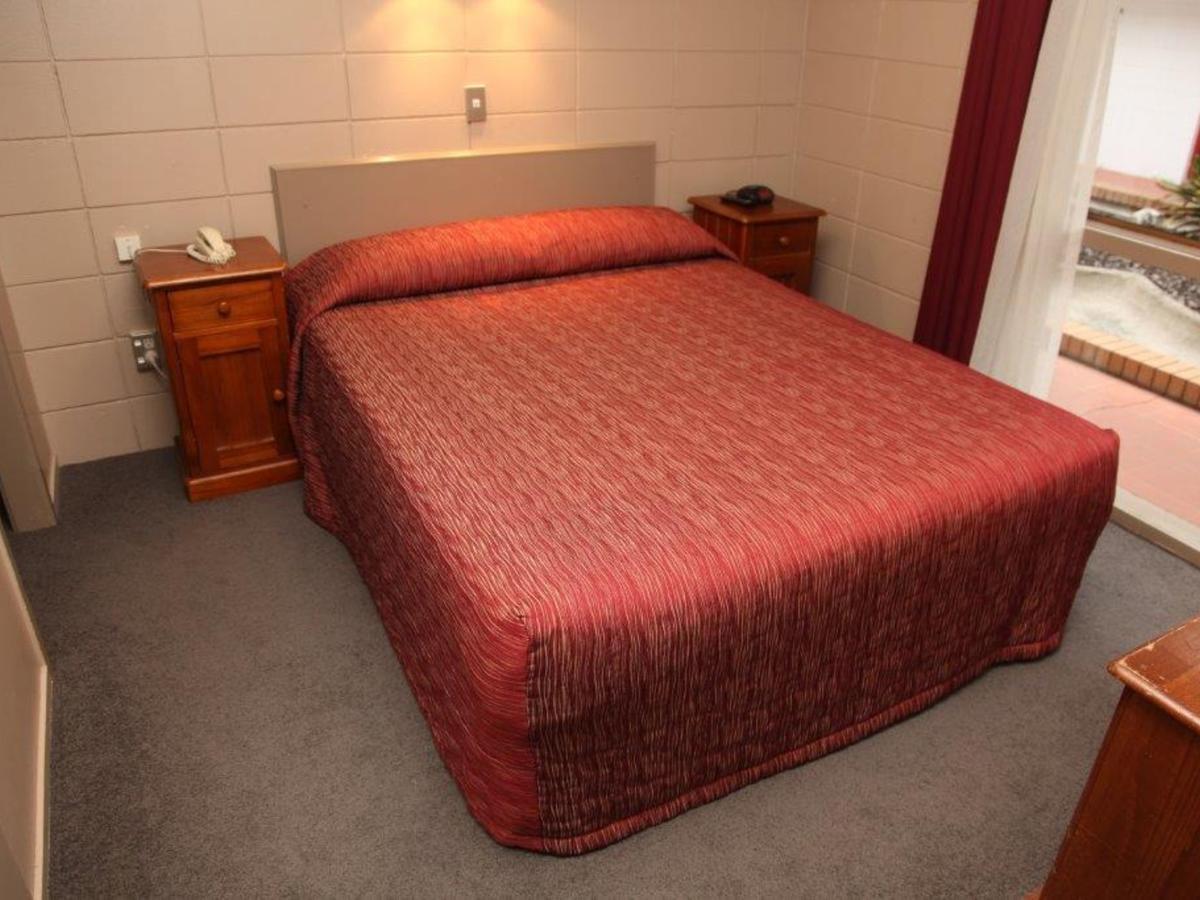 Epsom Motel 3*