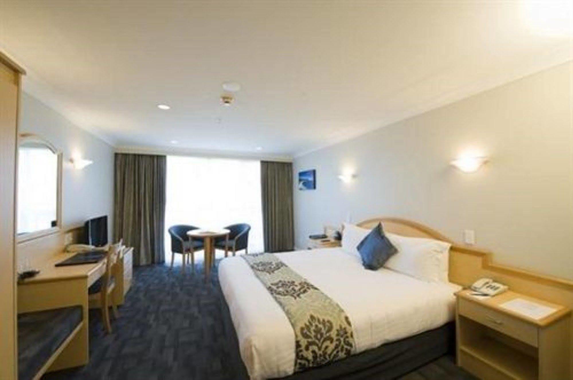 Hotel Parkside & Auckland