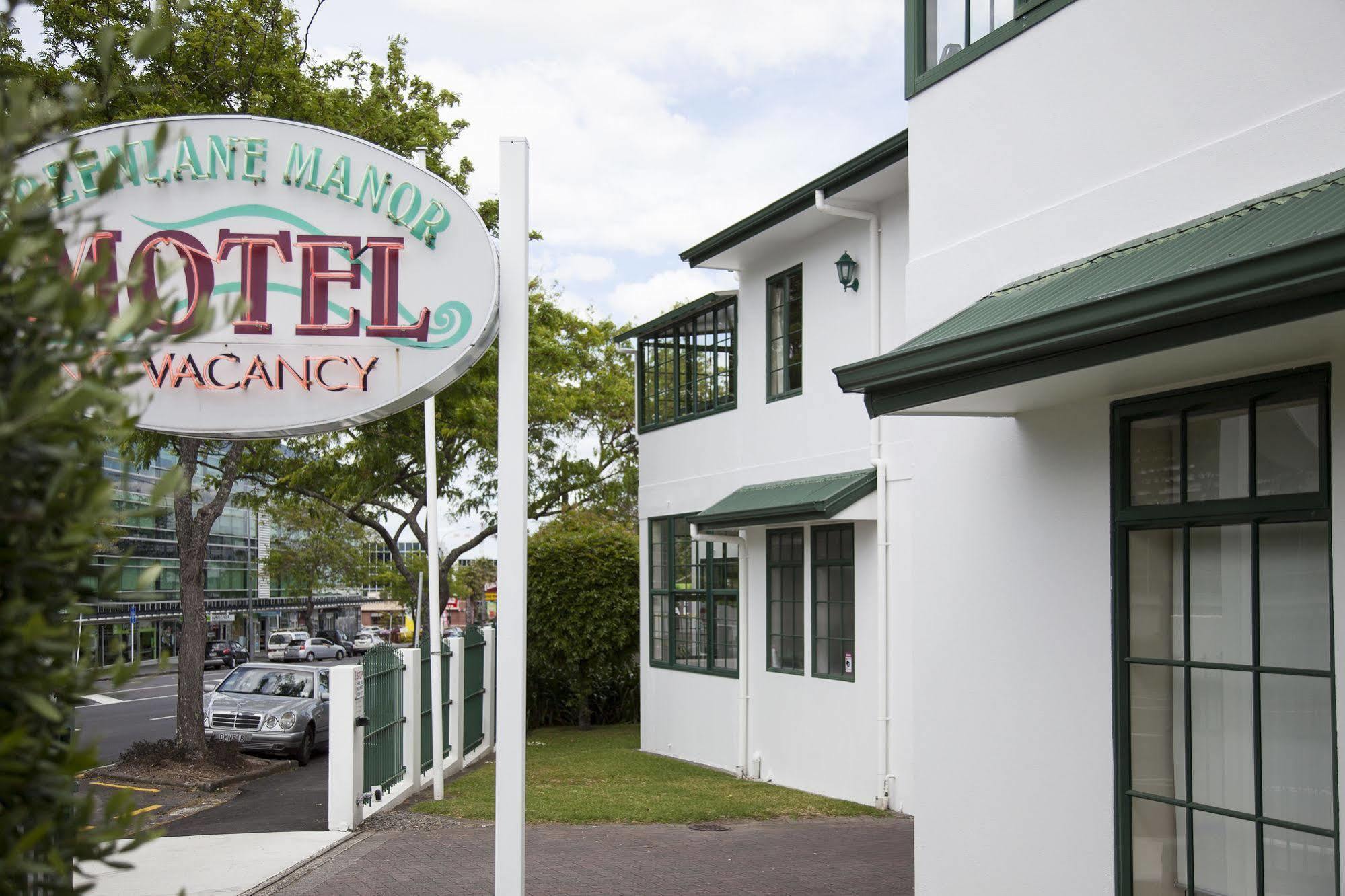 Greenlane Manor Motel 4*