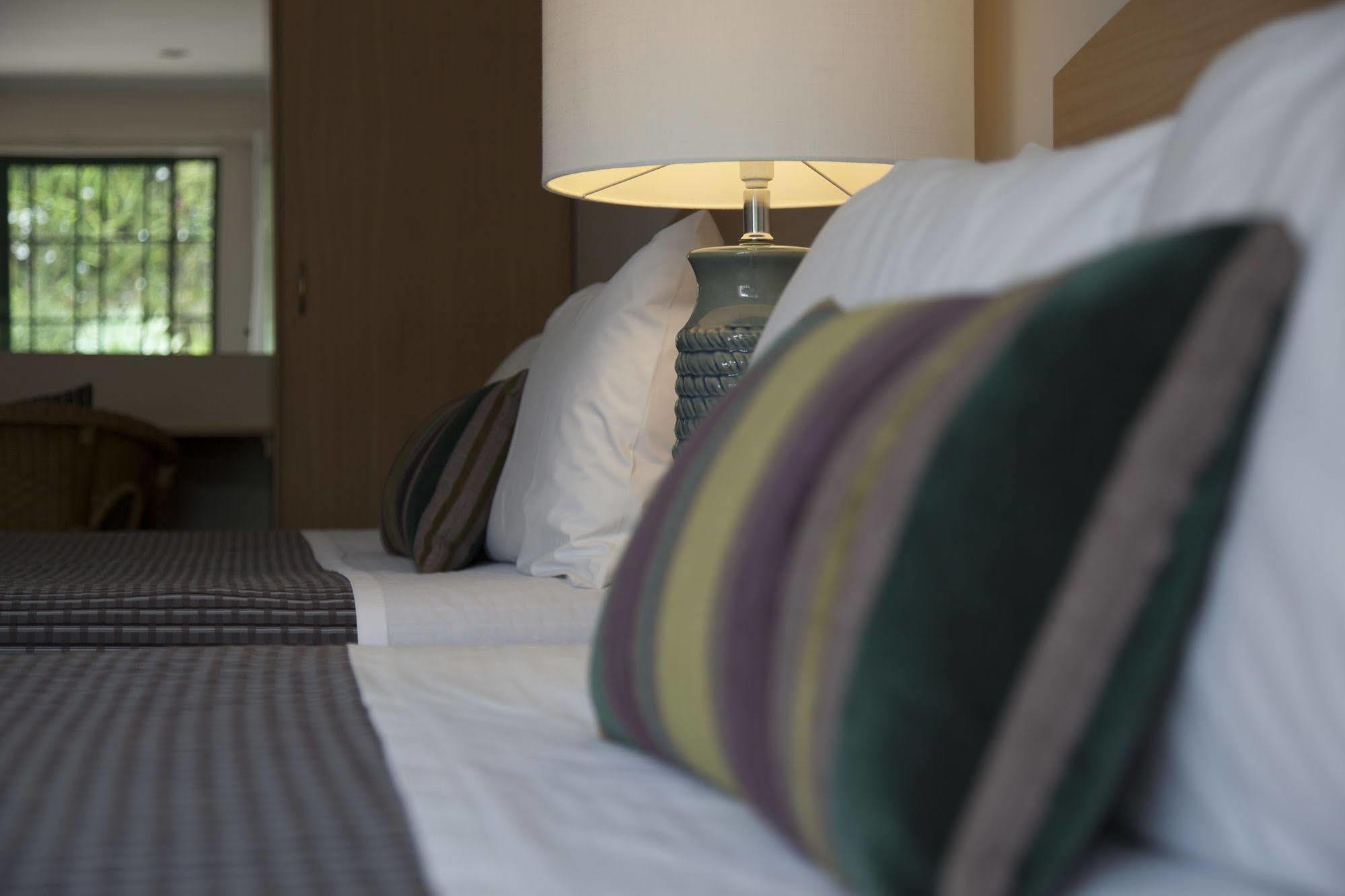 Greenlane Manor Motel 4*