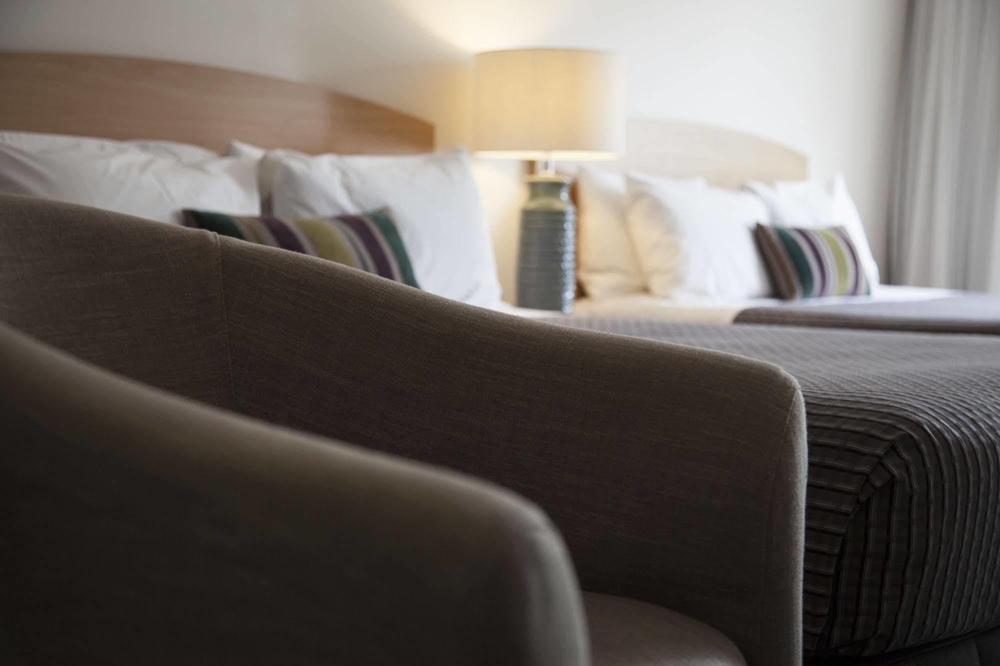 Greenlane Manor Motel