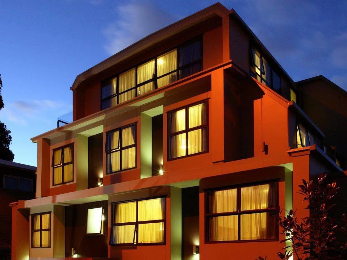 Alexander 4* Auckland