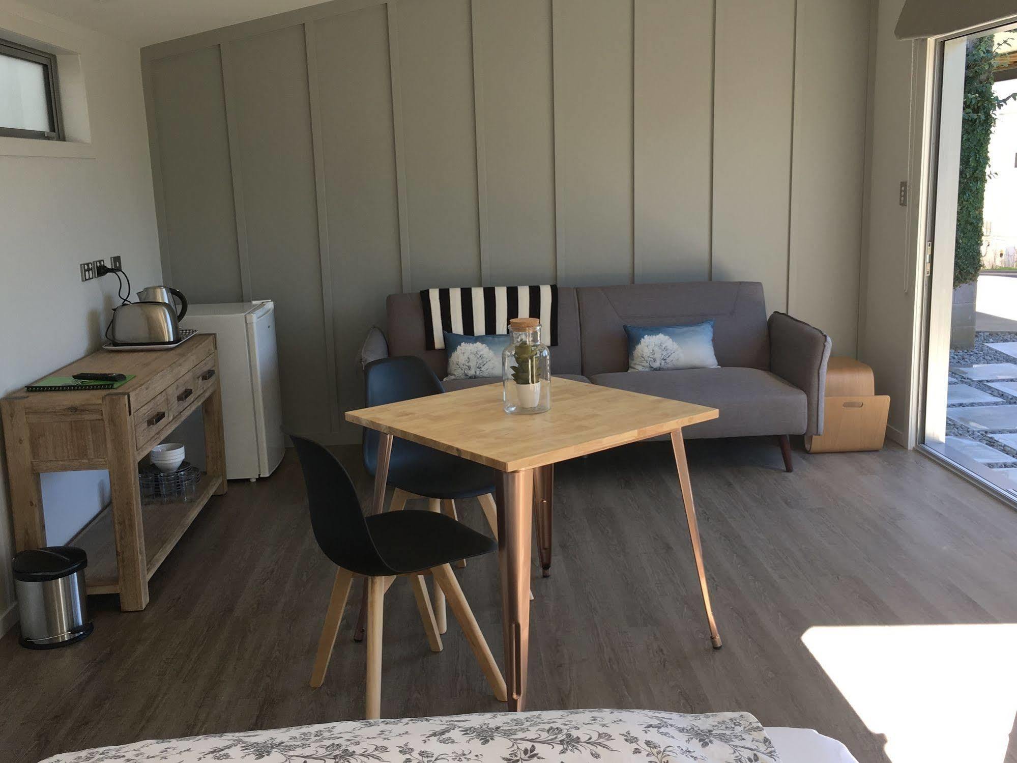 Kohimarama Beach Bed & Breakfast - Style And Privacy In Superb Location Bed & Breakfast