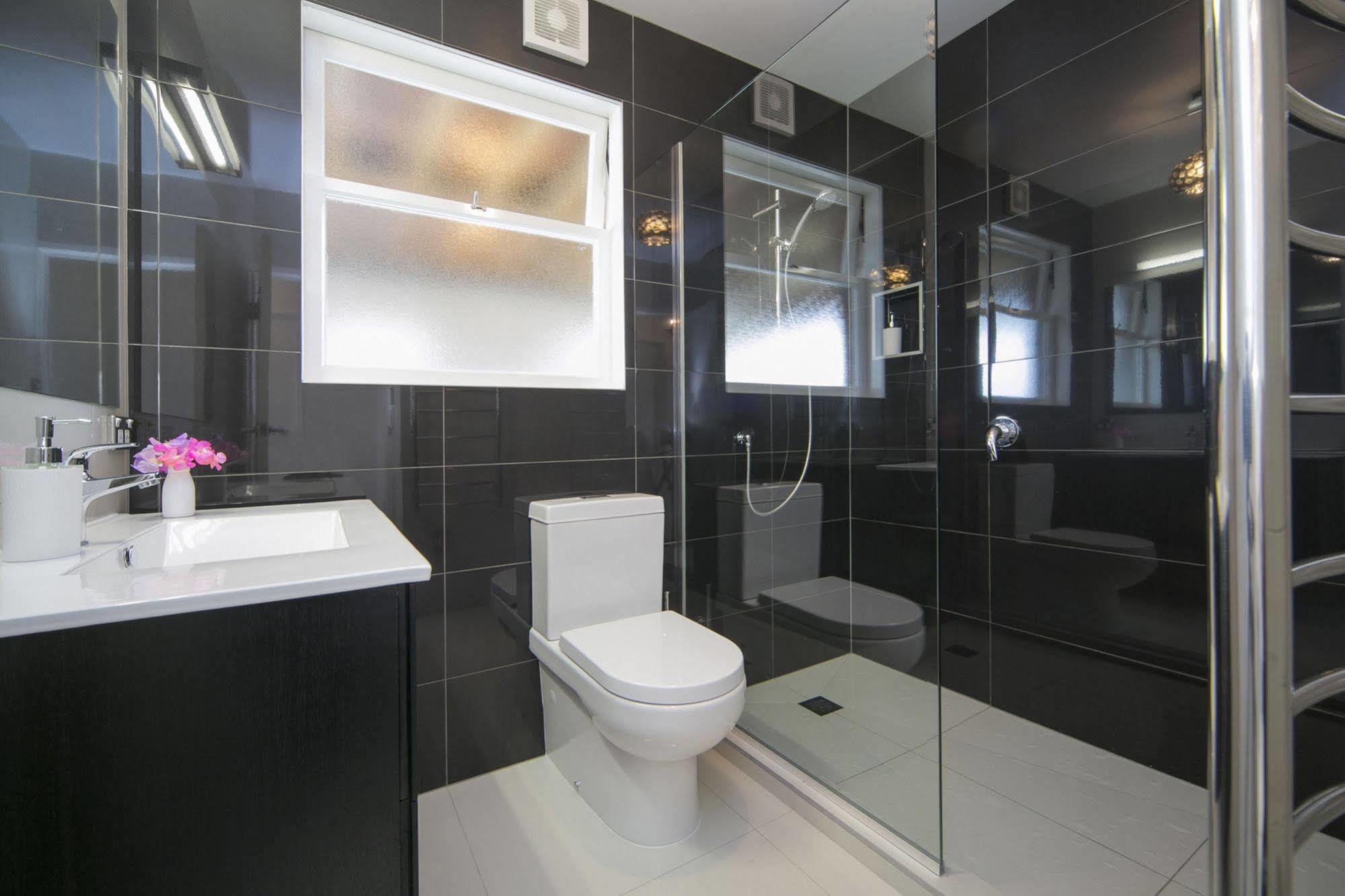Kohimarama Beach Bed & Breakfast - Style And Privacy In Superb Location Bed & Breakfast Auckland