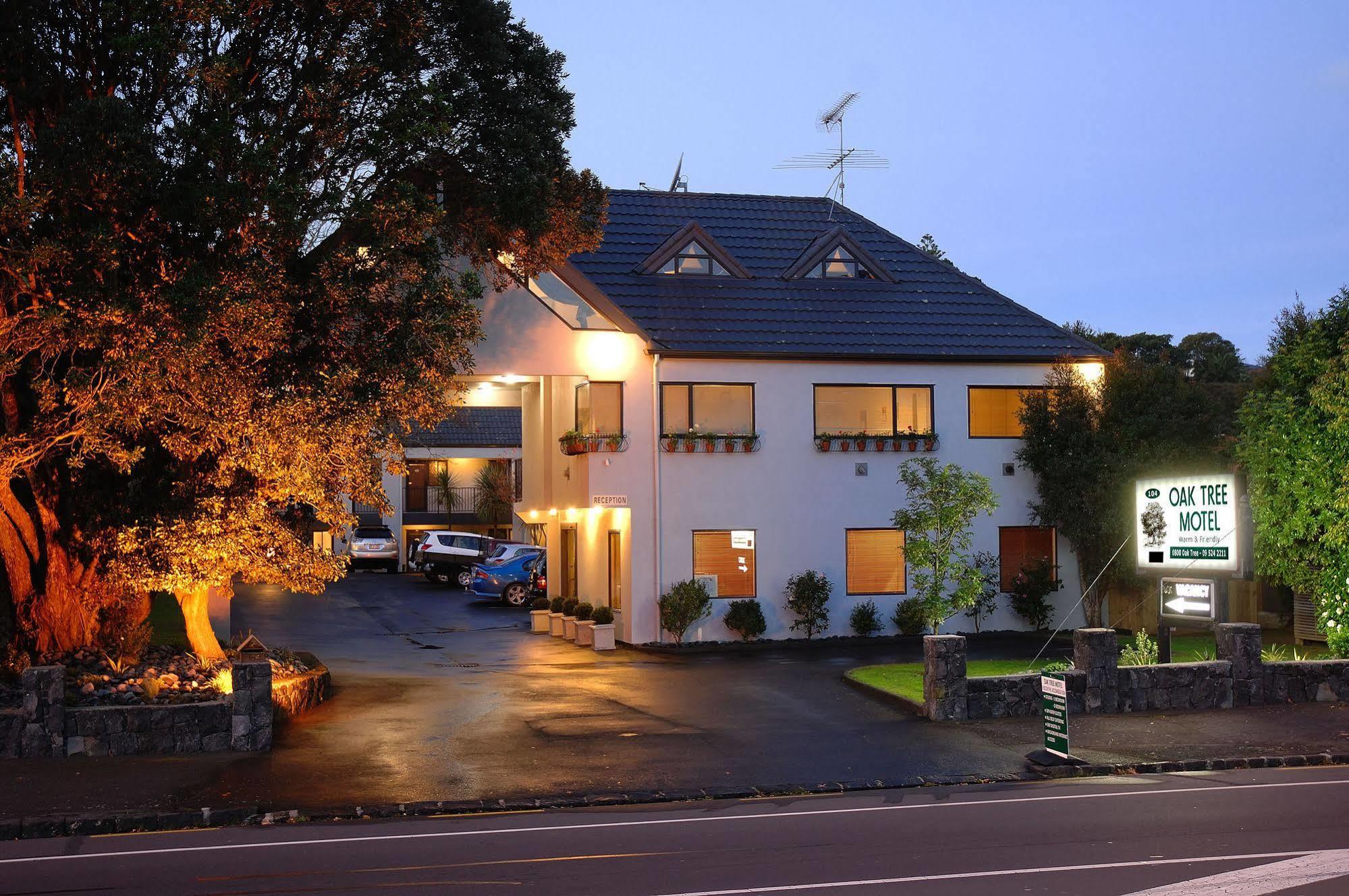 Motel Oaktree 4*