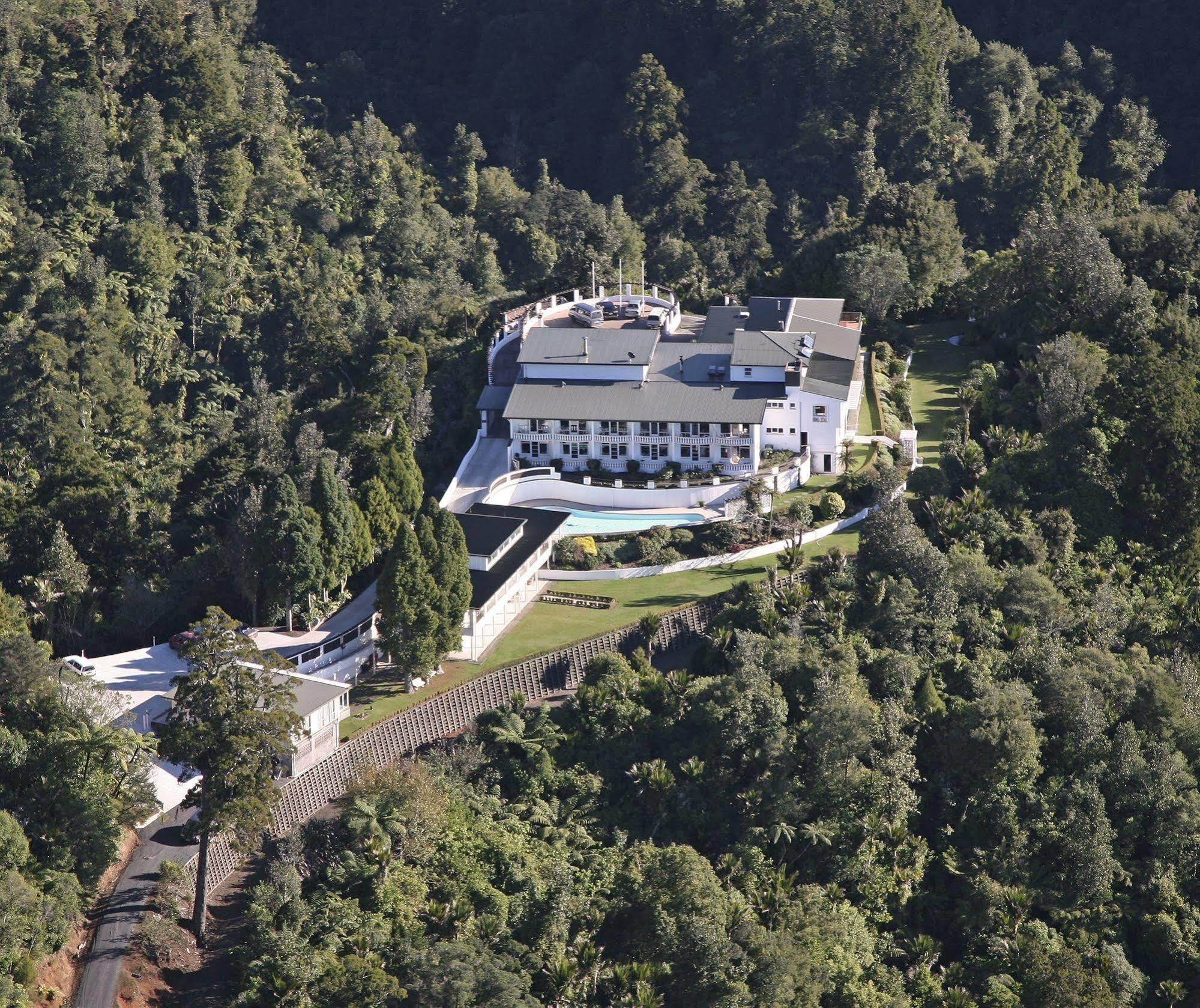 Waitakere & Spa 4* Auckland