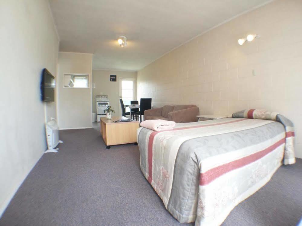 Takanini Park Motor Motel 3*