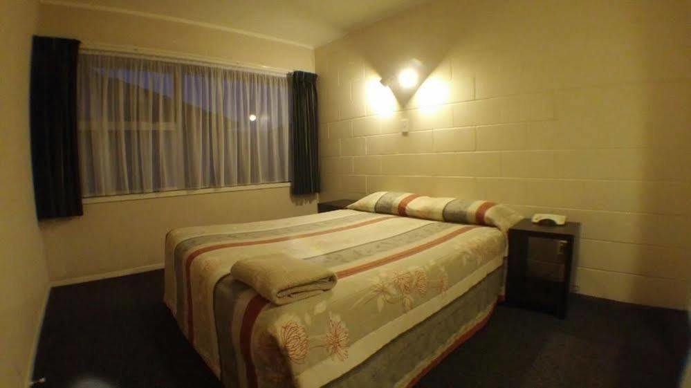 Motel Takanini Park Motor