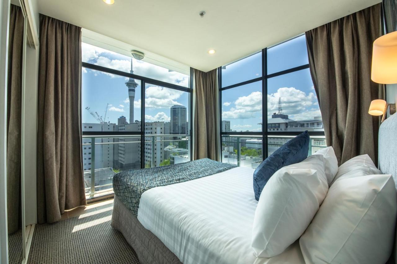Aparthotel Apollo On Nelson 4*