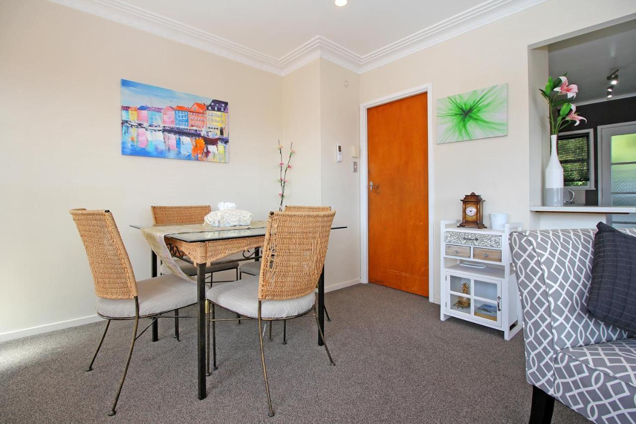 Sweet Apartment *