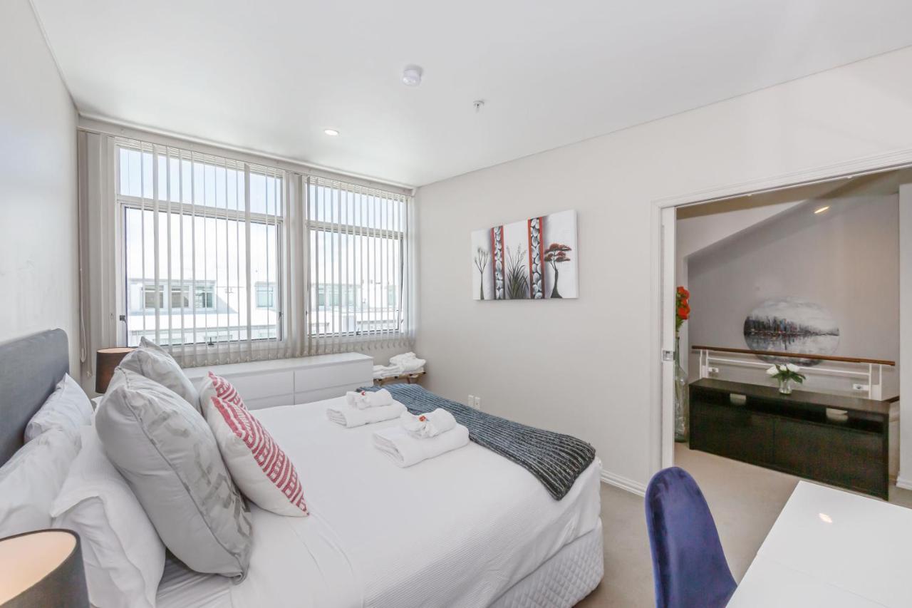 3 Bedroom Penthouse With Fabulous Views Apartment