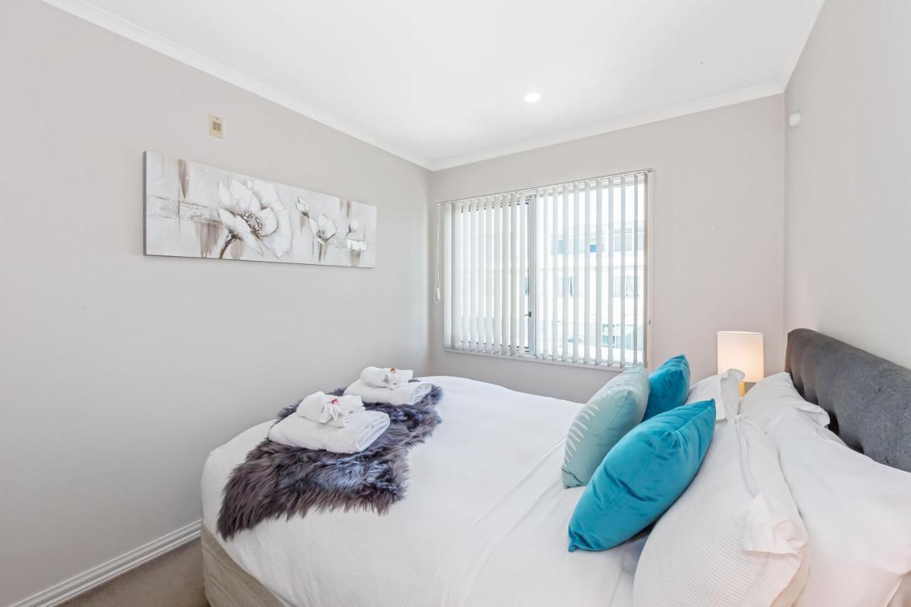 3 Bedroom Penthouse With Fabulous Views Auckland