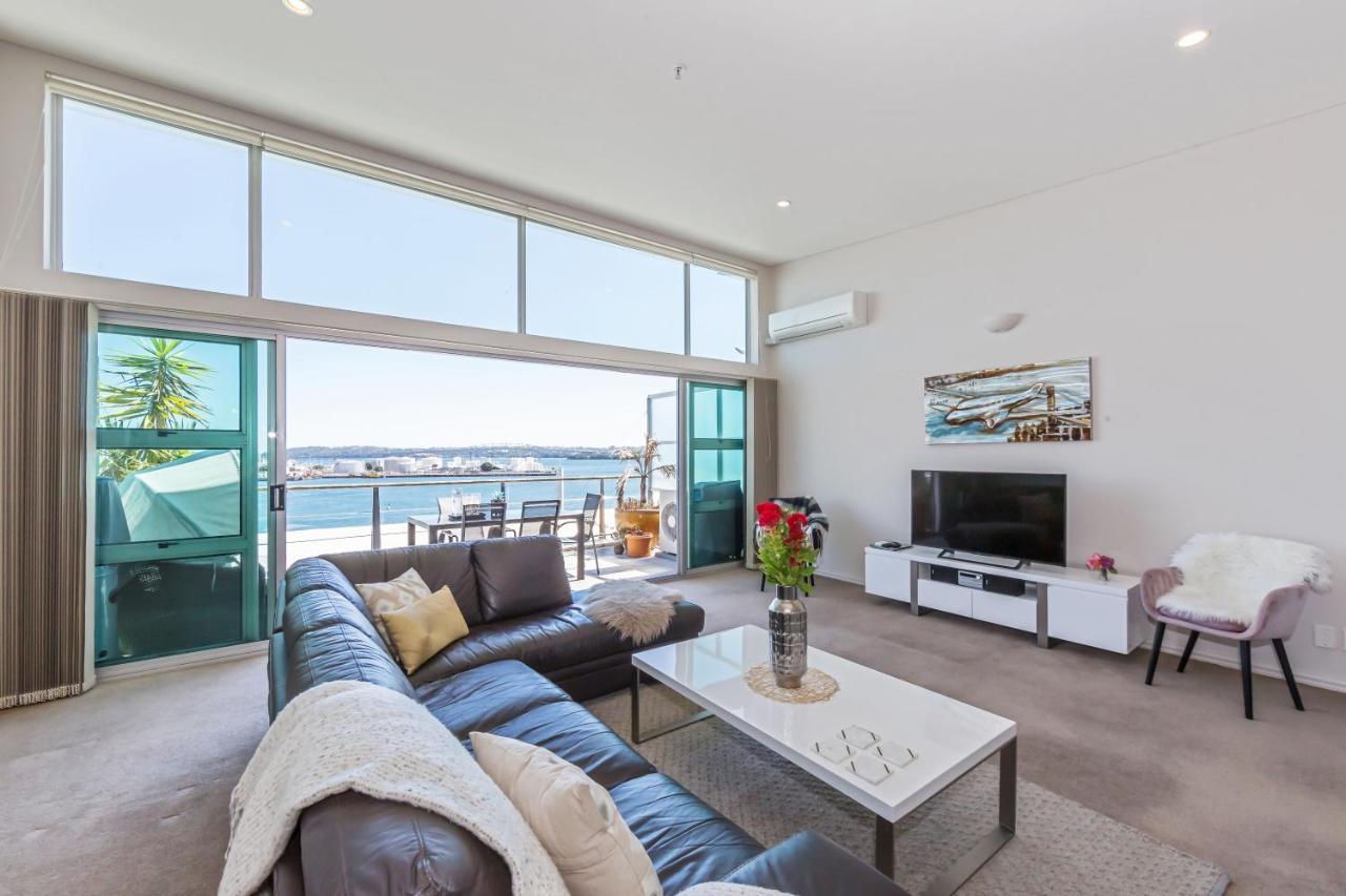 3 Bedroom Penthouse With Fabulous Views Apartment Auckland