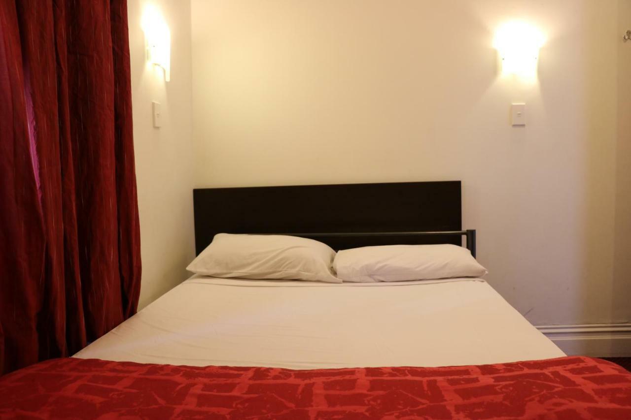 Lantana Hostel