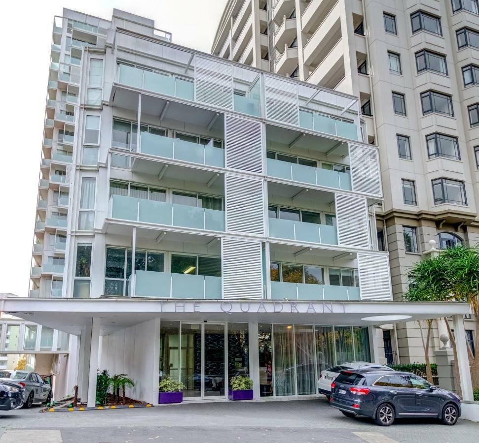 Aparthotel The Quadrant & Auckland
