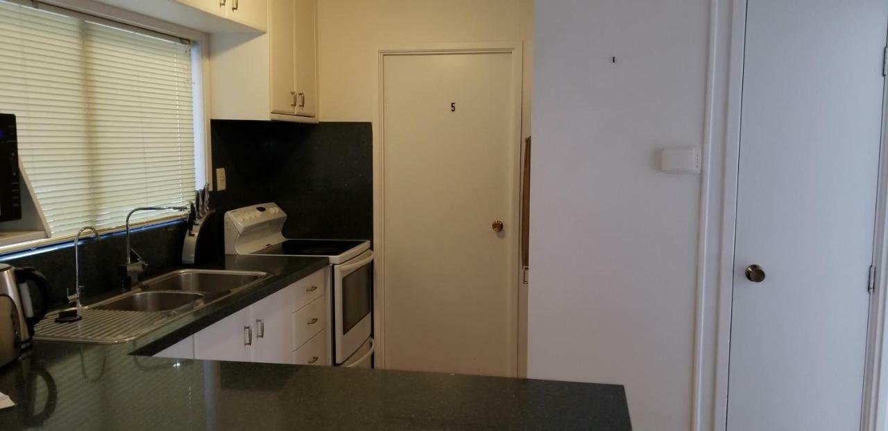 Marina, Mountain, Macleans, Memories! Holiday home Auckland