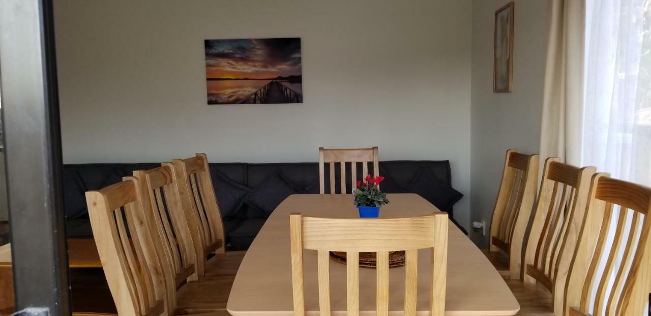 Marina, Mountain, Macleans, Memories! Holiday home