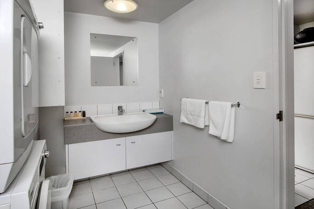 Crown On Cintra Lane Aparthotel 4*