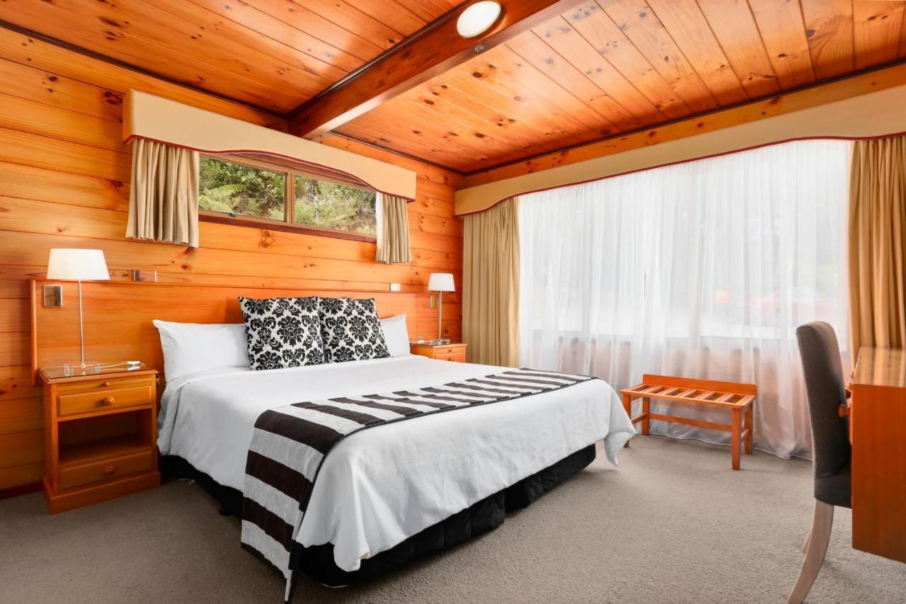 Waitakere & Spa Hotel 4*