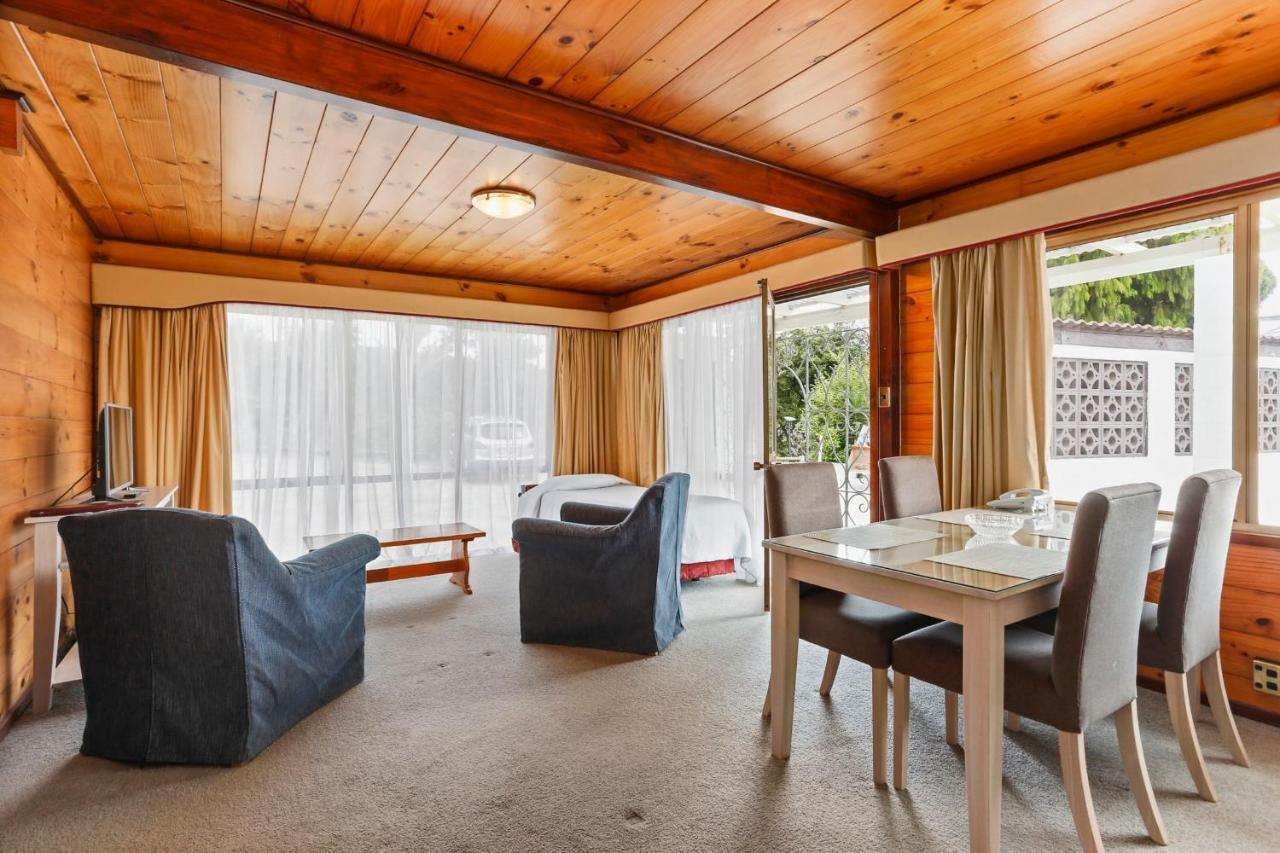 Hotel Waitakere & Spa