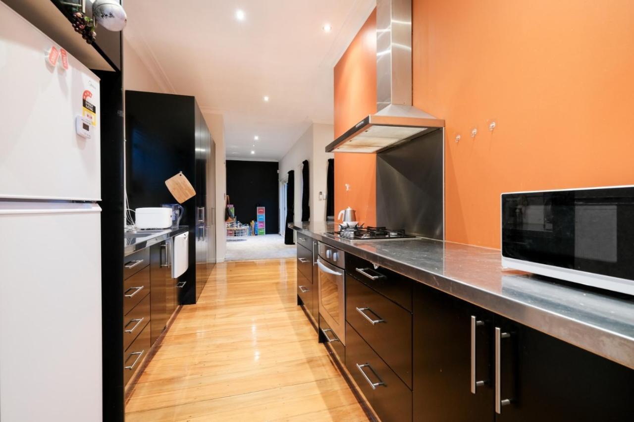 Central Location Spacious Comfortable House Holiday home Auckland