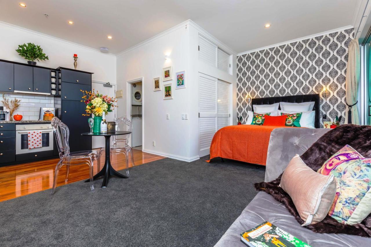 Apartment *vibrant Viaduct Harbour With Balcony & Location* Auckland