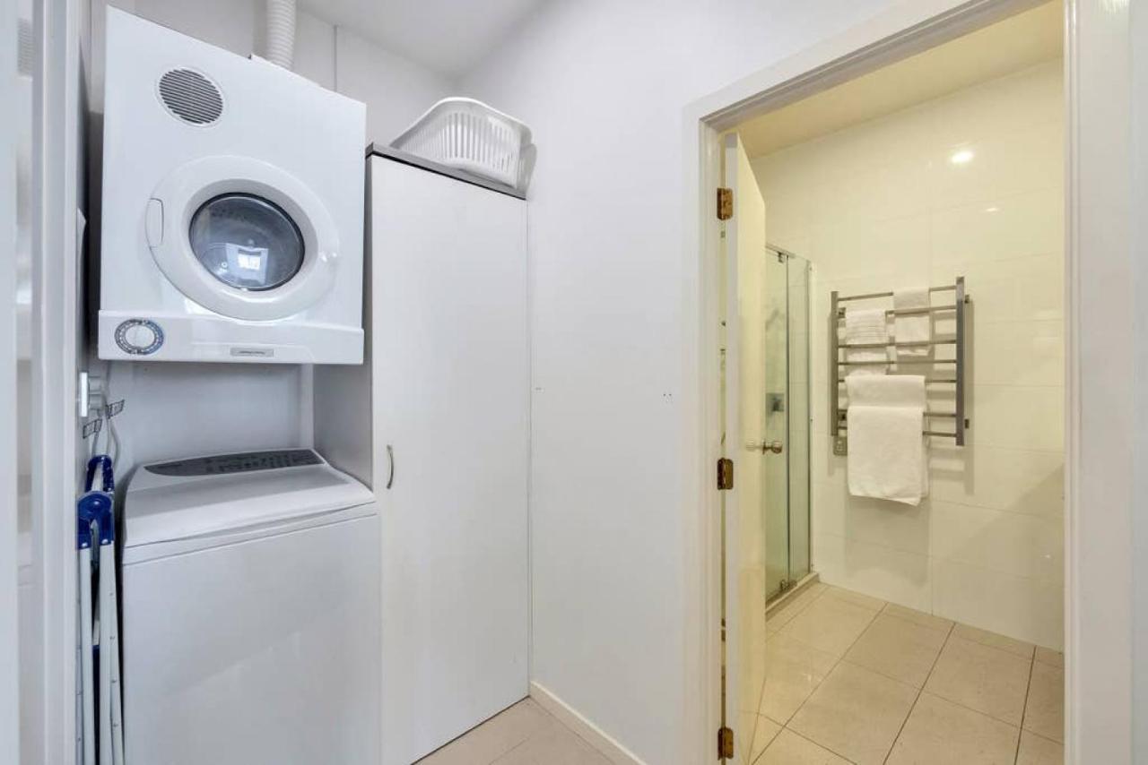 Apartment Spacious 2br Near Westfield Newmarket *