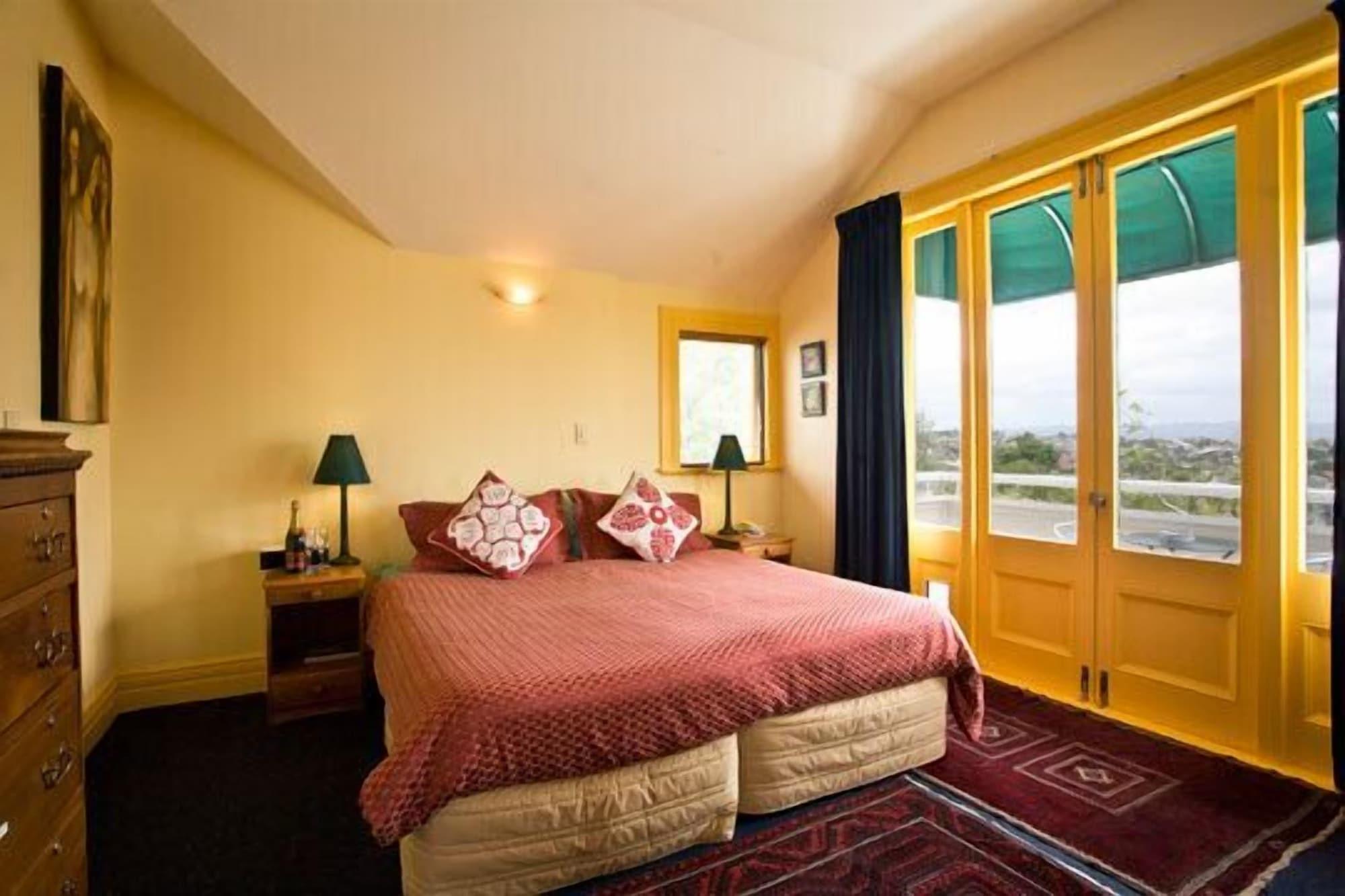 The Great Ponsonby Arthotel Bed & Breakfast 4*