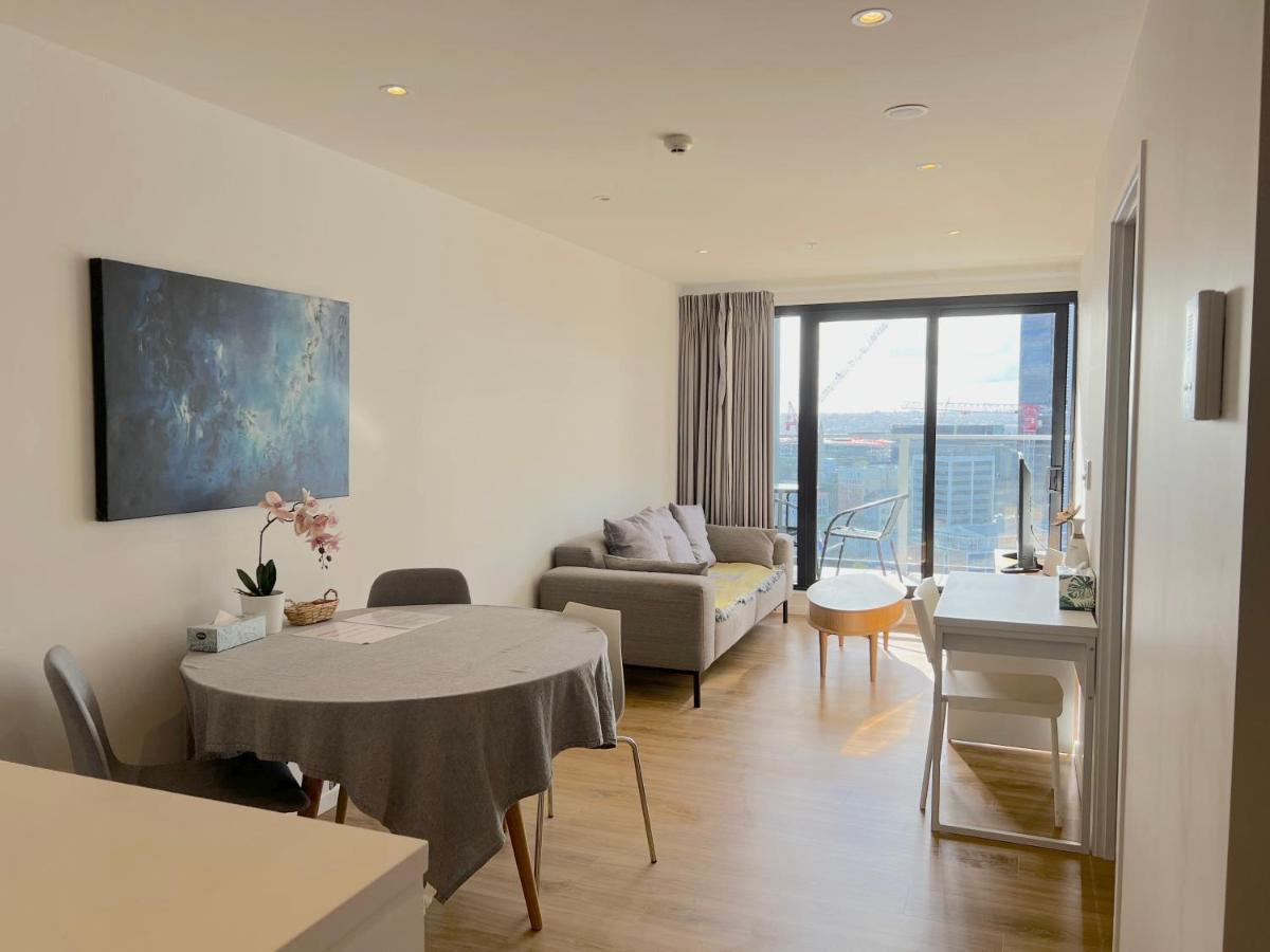 Skytower View 2 Bedroom Apartment Auckland