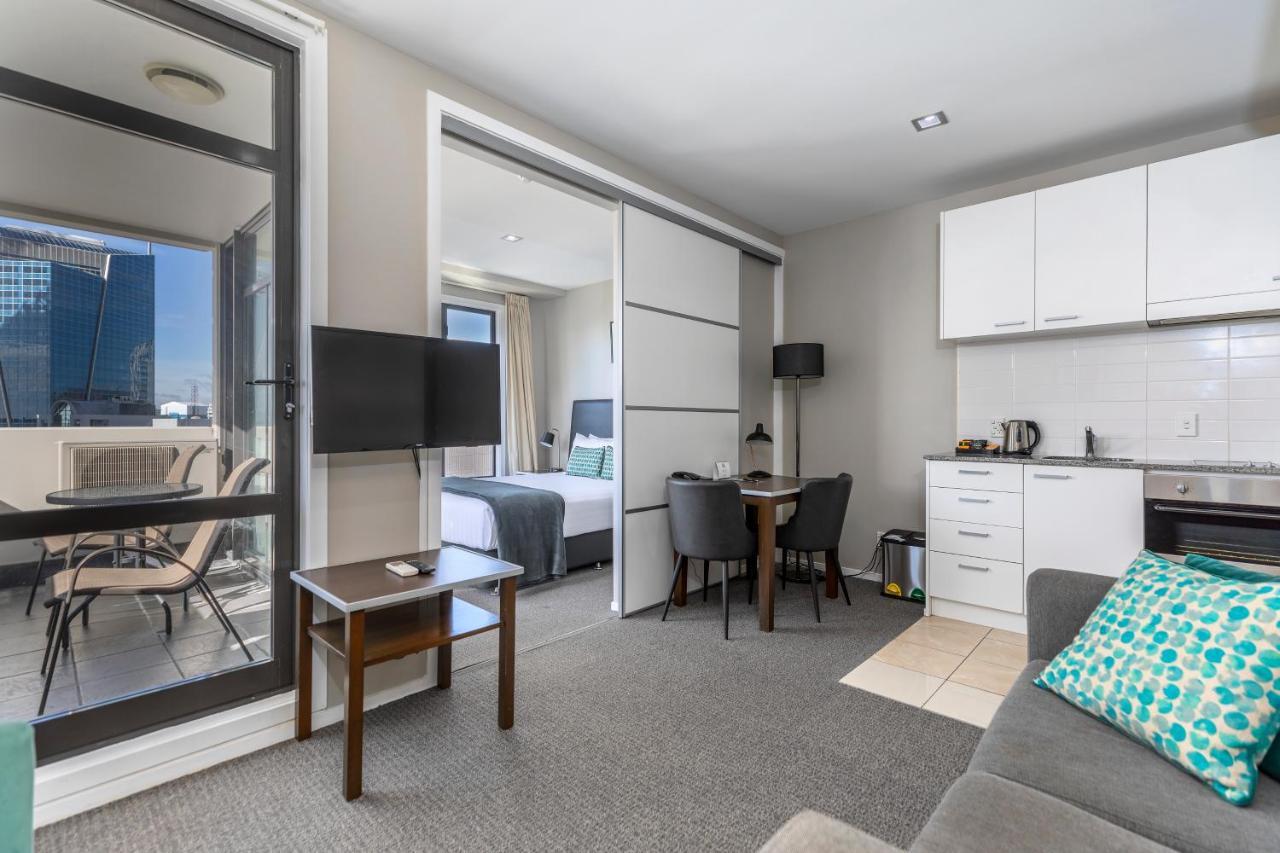 Quest On Queen Serviced Aparthotel