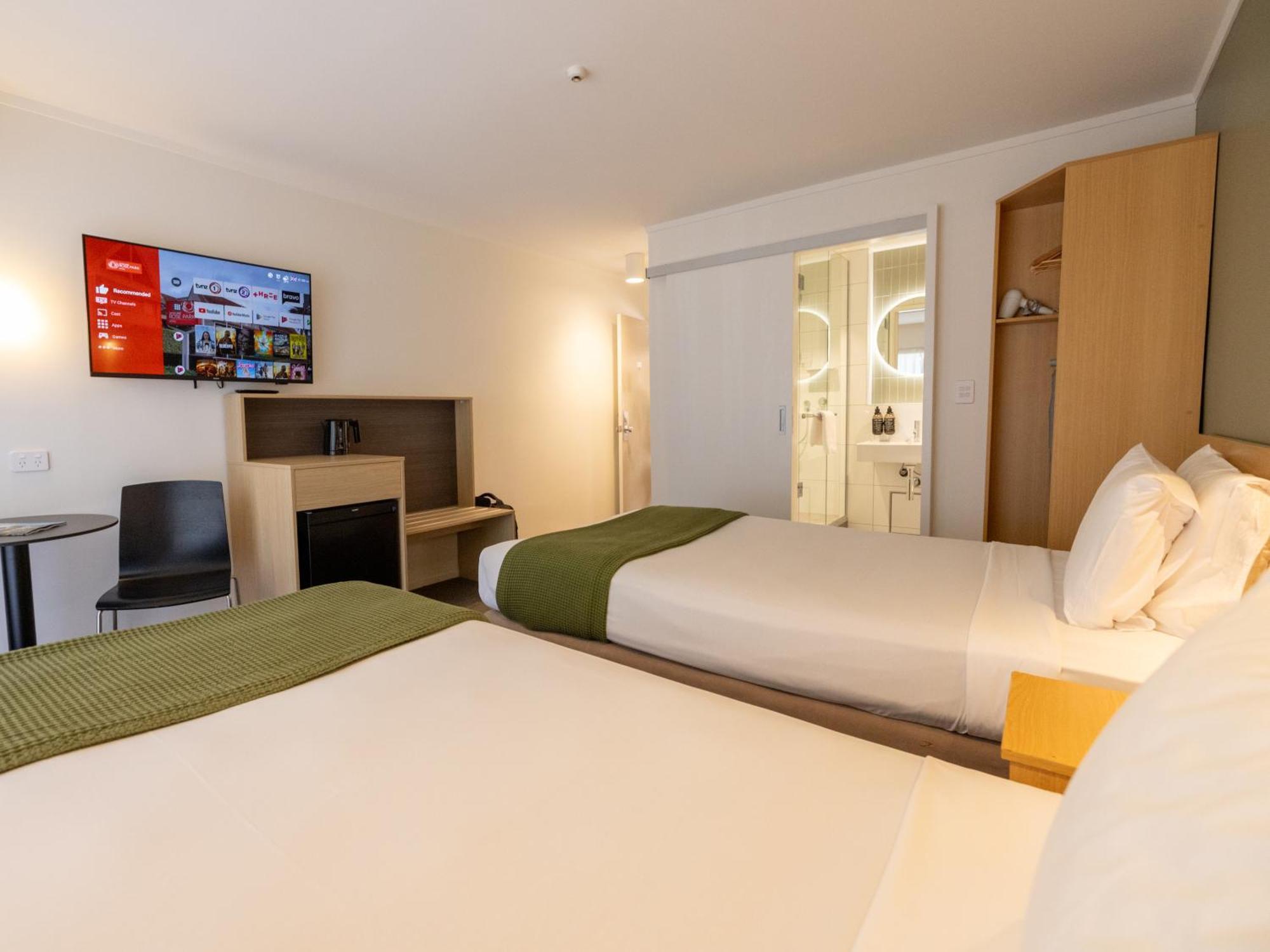 Rose Park Hotel 4*