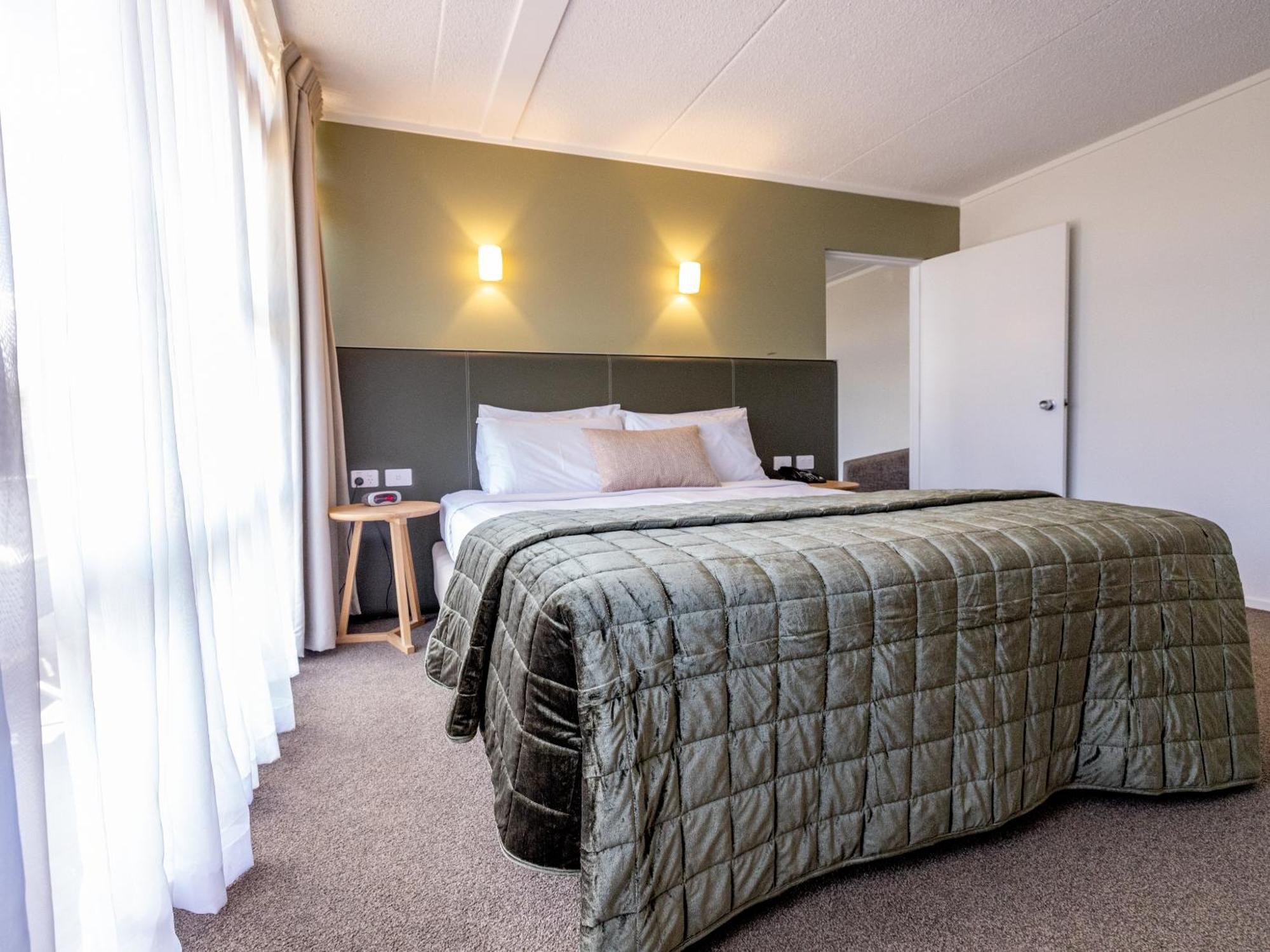 Rose Park Hotel 4*