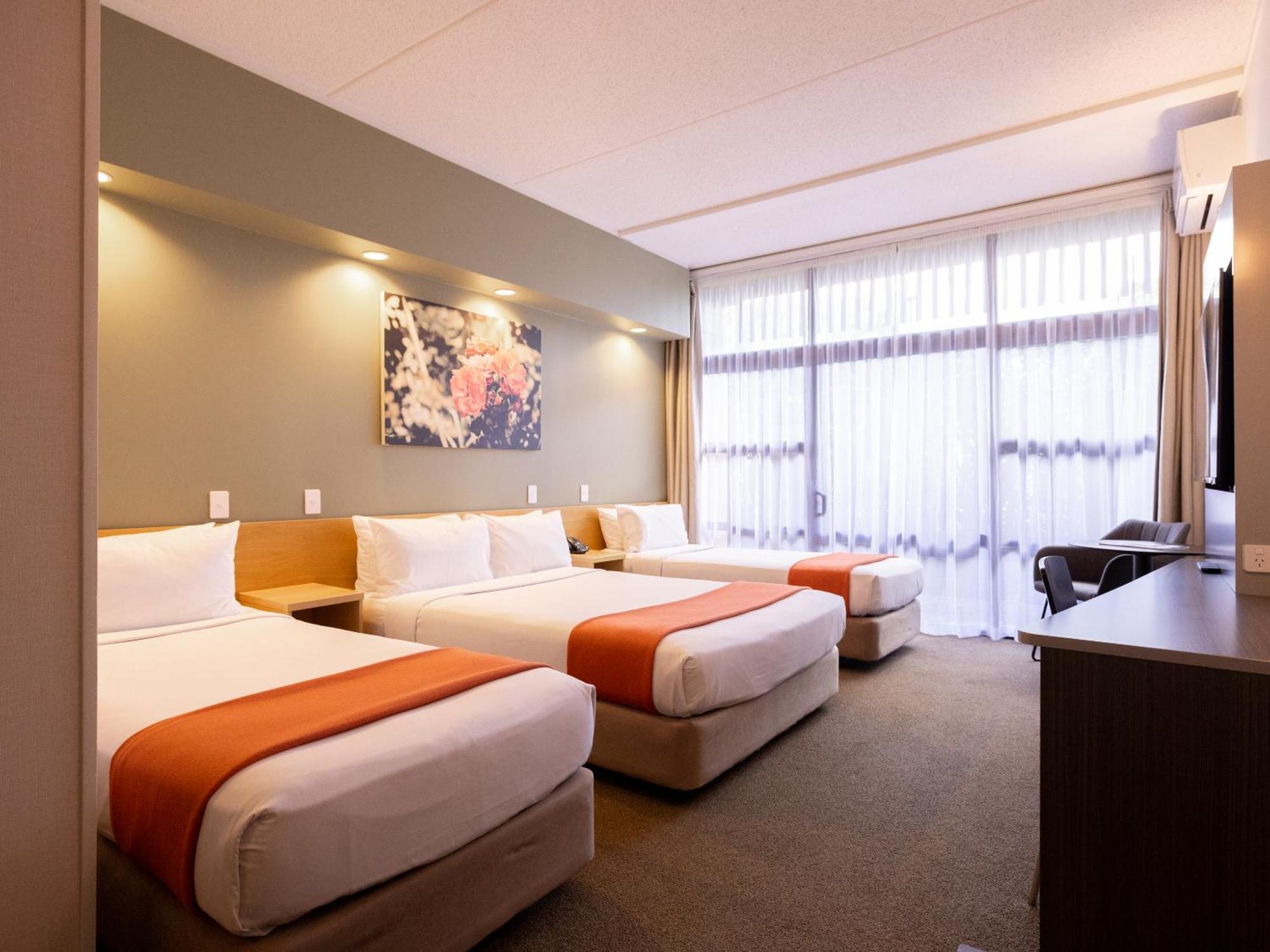 Rose Park 4* Auckland