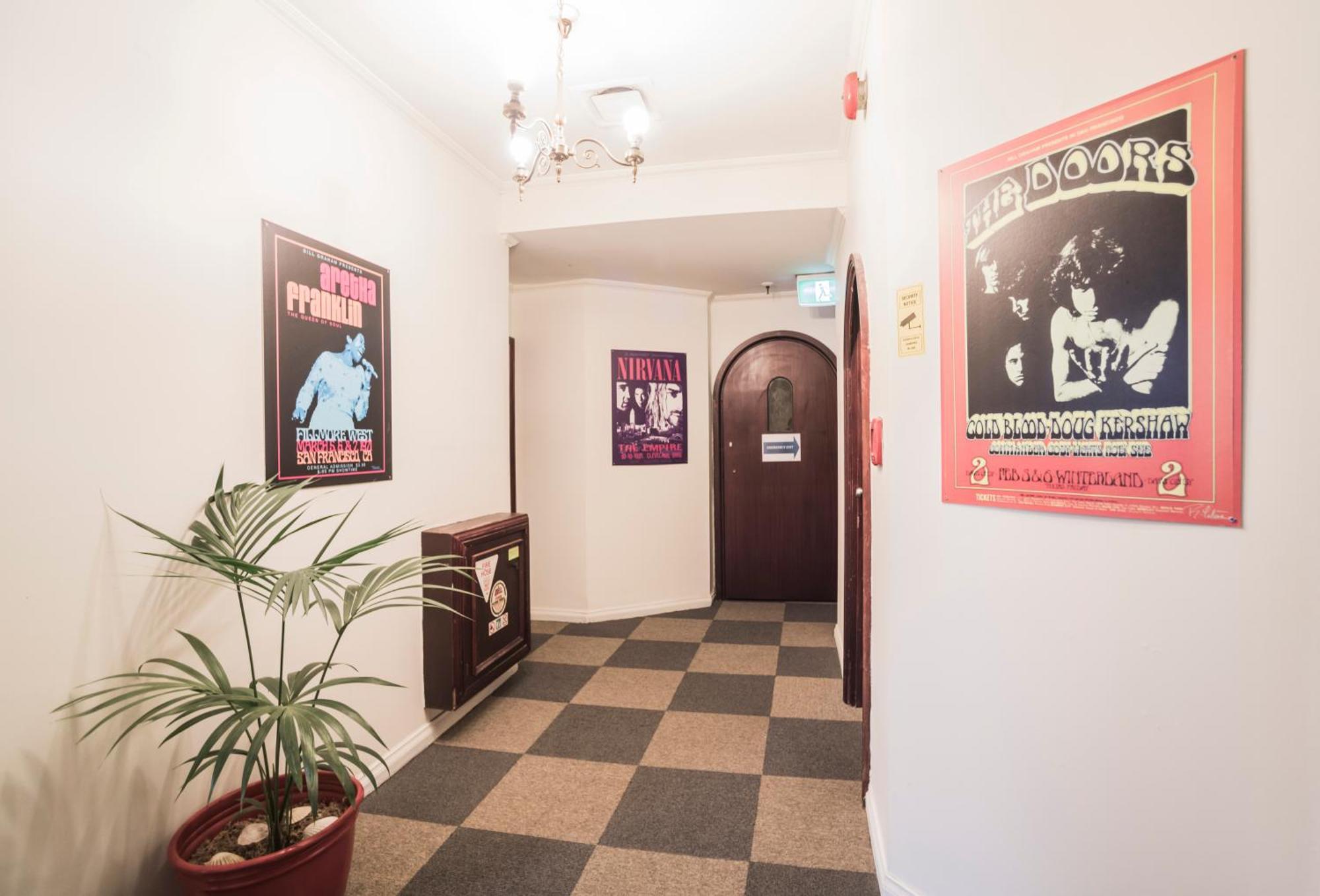 Albion Hotel Auckland