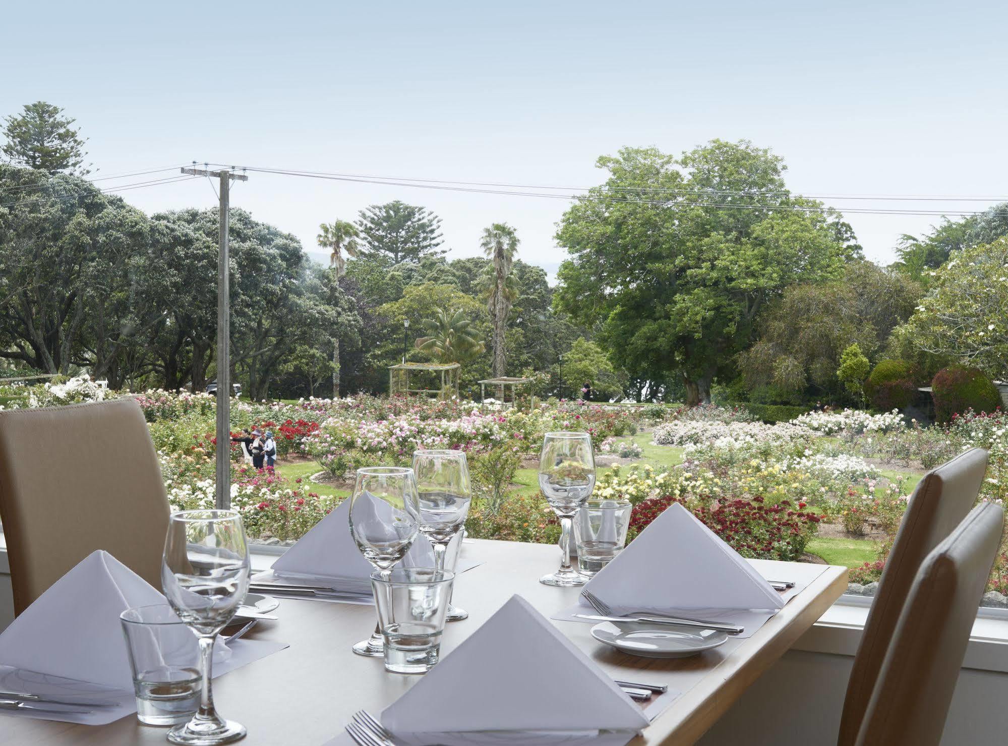 Rose Park Hotel Auckland