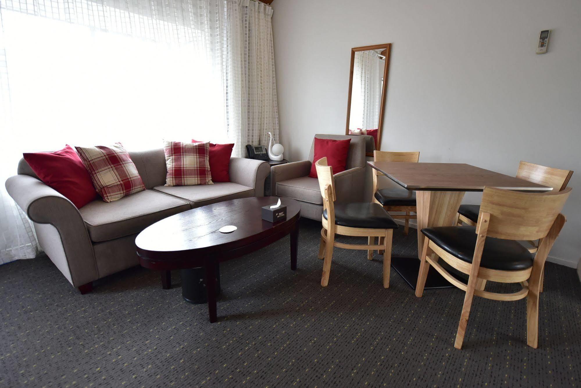 Anzac Court Motel 4*