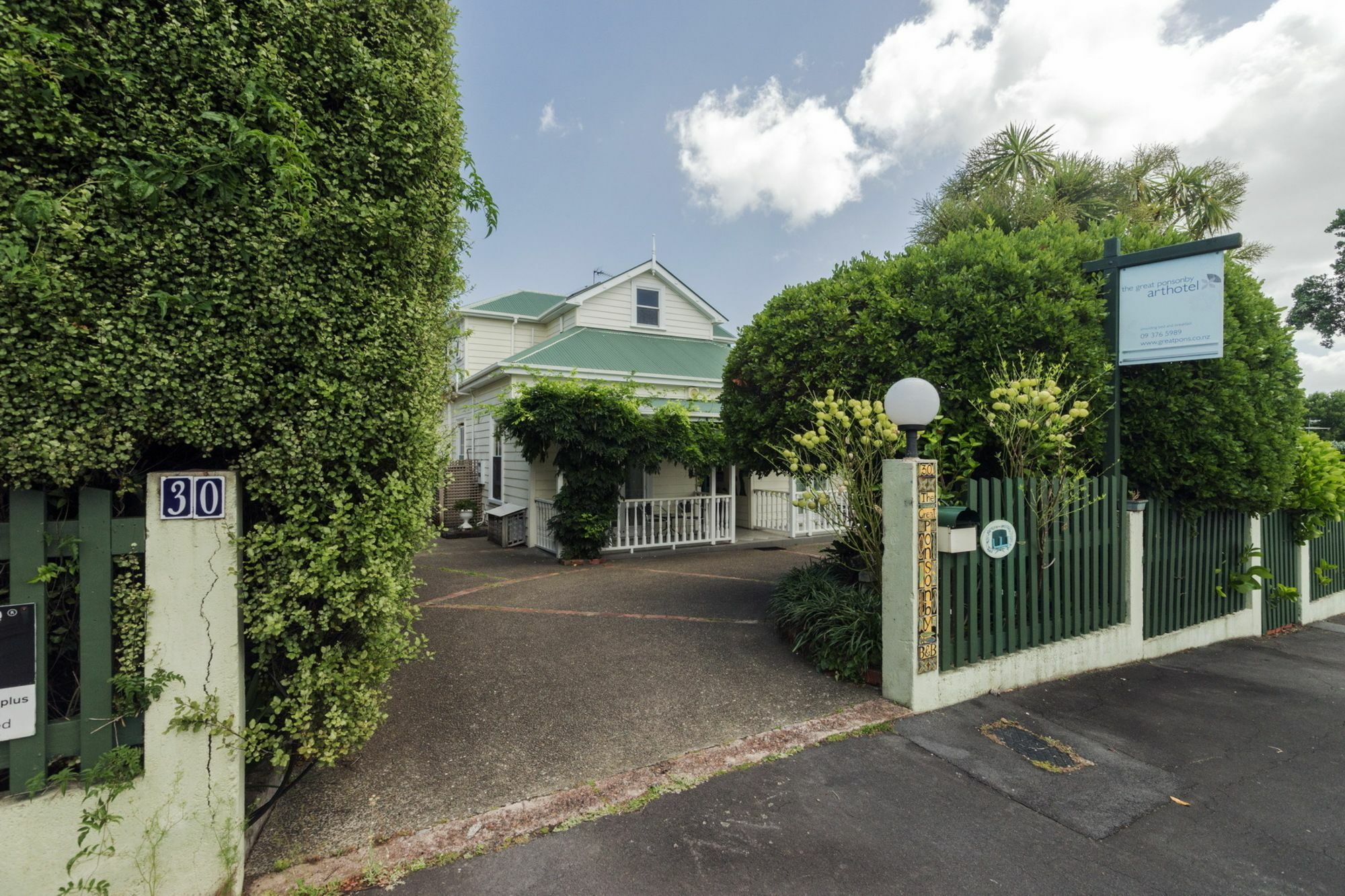 The Great Ponsonby Arthotel Bed & Breakfast